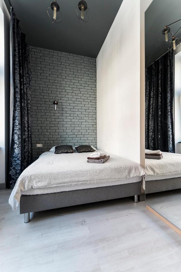 Apartament Centrum Superior Poznan Bagian luar foto