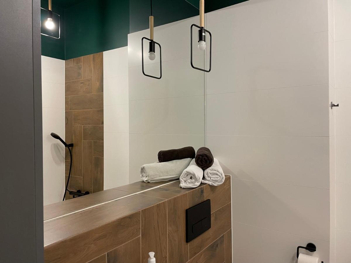 Apartament Centrum Superior Poznan Bagian luar foto